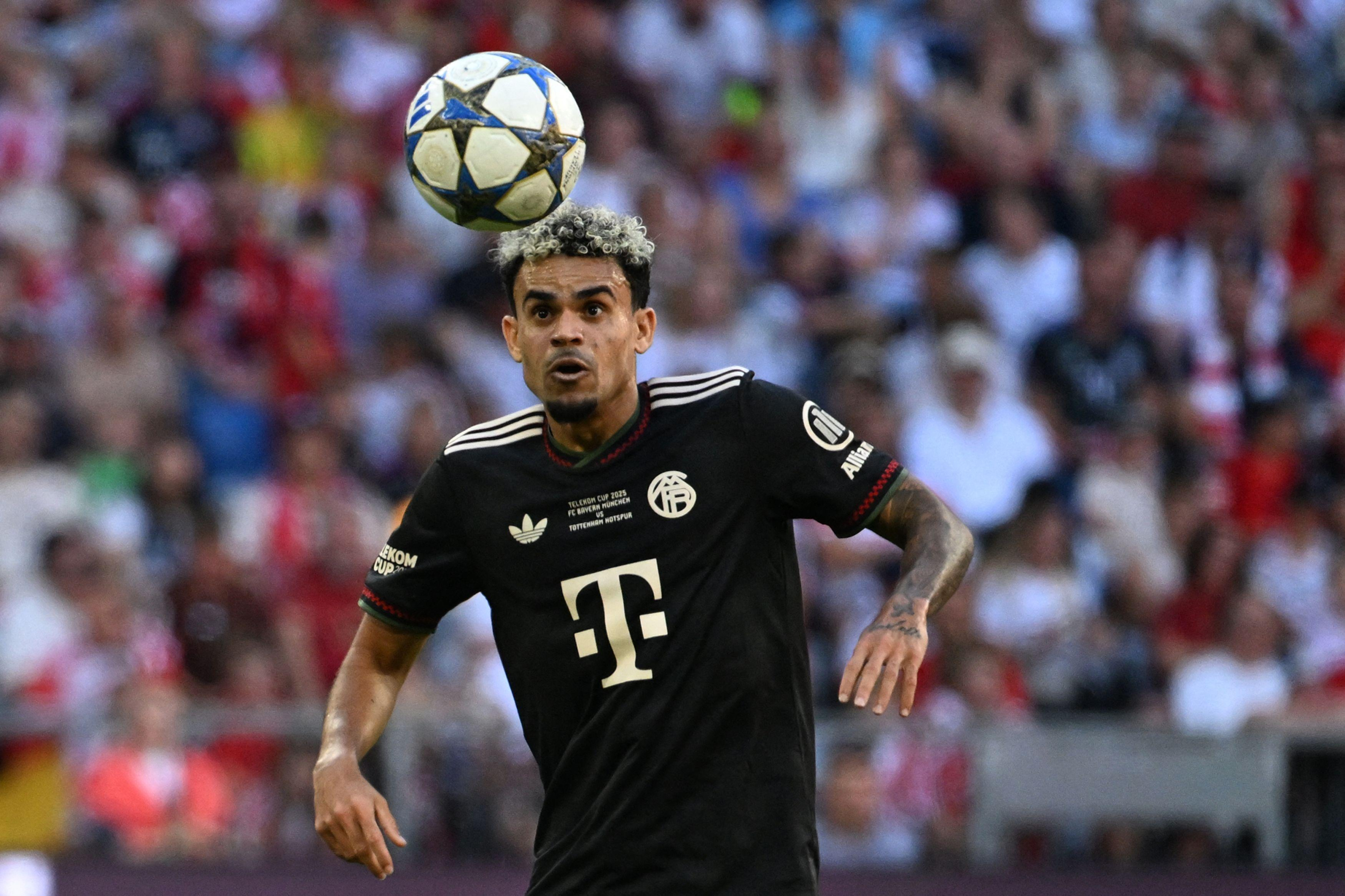 Luis Díaz, titular con el Bayern Múnich