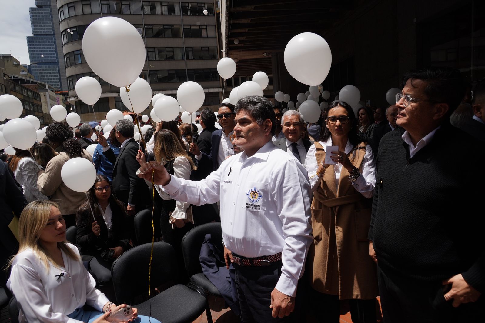 Procurador Gregorio Eljach en Acto Simbólico por el Crimen de Miguel Uribe.