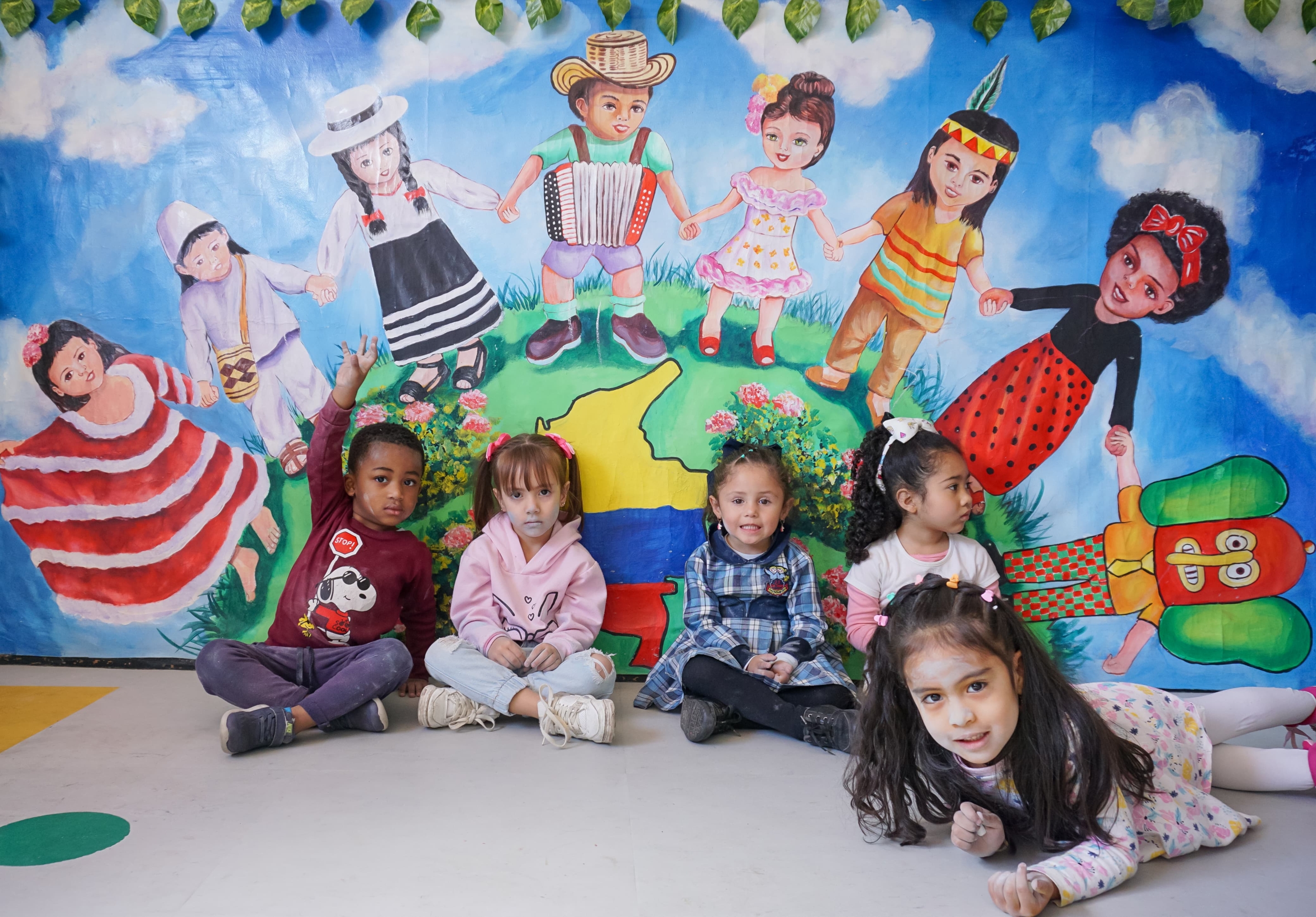 HOGARES CON ESTUDIANTES DE JARDÍN O COLEGIO Recibirán Transferencias Monetarias