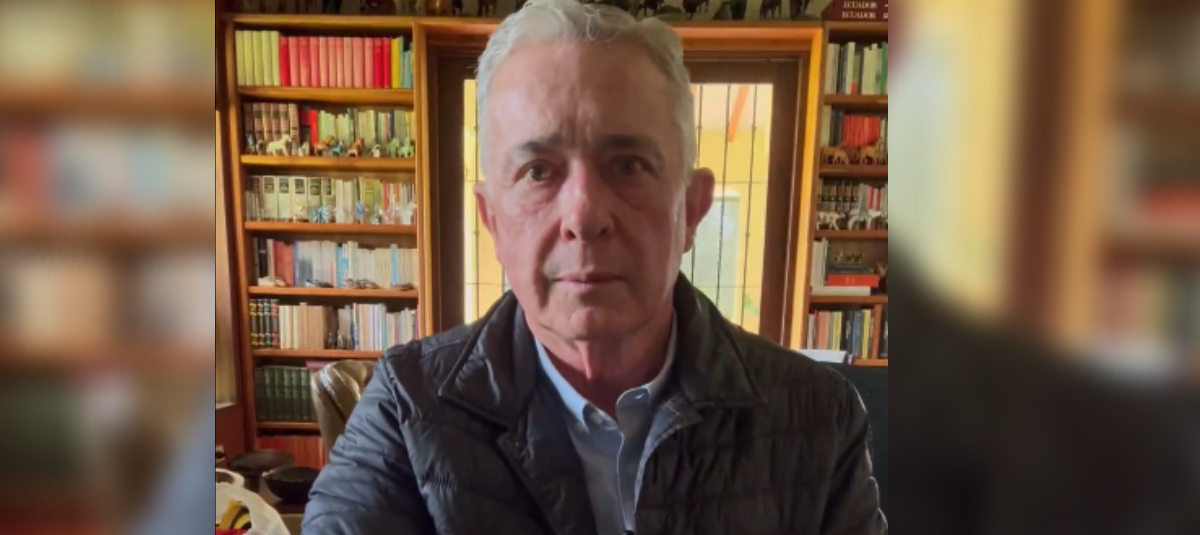 Expresidente Álvaro Uribe Vélez.