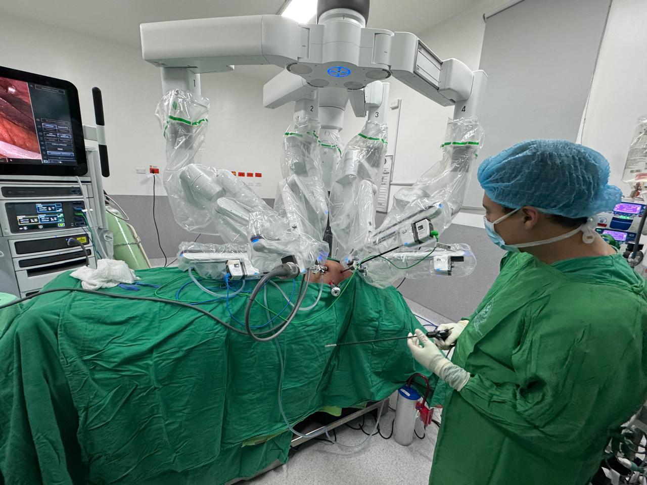 Ancient Surgery: Skull Drilling & Amputations – A 40,000-Year History