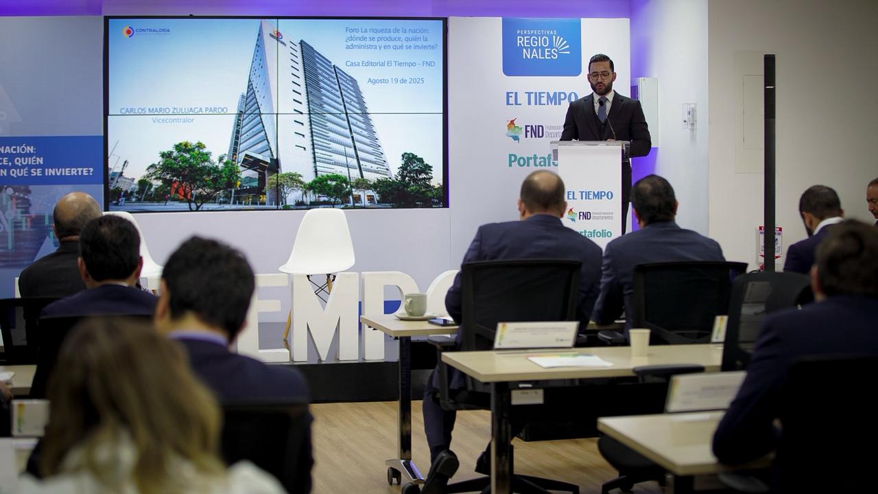 Foro La riqueza de la nación: ¿dónde se produce, quién la administra y en qué se invierte?