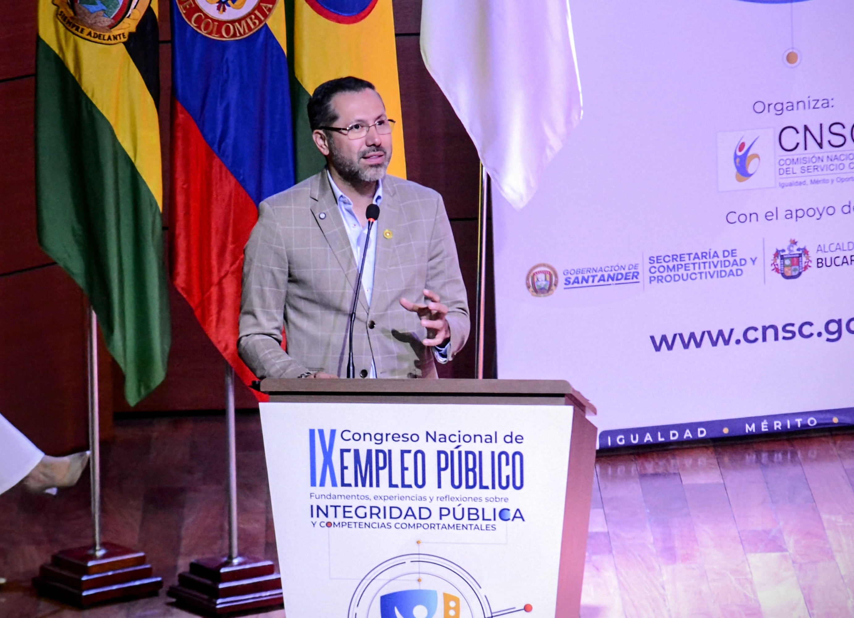 Jaime Andrés Beltrán en Congreso Nacional de Empleso Público
