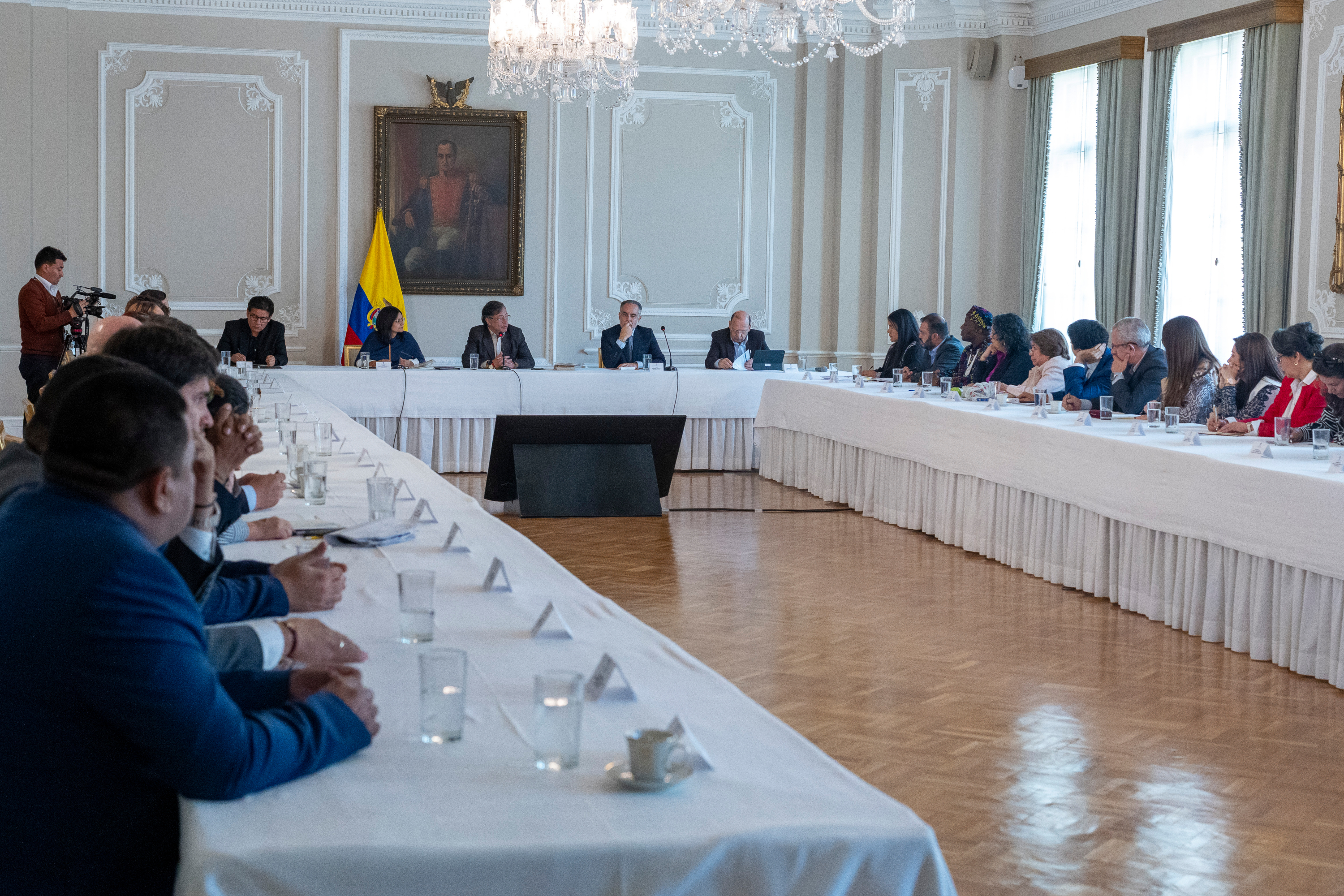 El Presidente Gustavo Petro se Reunió Este 20 de Agosto con las Comisiones Económicas.